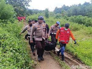 Korban Longsor Tambang Emas Ilegal di Bone Bolango Jadi 122 Orang, 19 Tewas Korban Longsor Tambang Emas Ilegal di Bone Bolango Jadi 122 Orang, 19 Tewas
