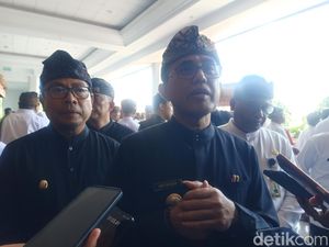 Wali Kota Denpasar Awasi Beroperasinya Kembali Akasaka Wali Kota Denpasar Awasi Beroperasinya Kembali Akasaka