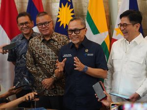 Menanti Taring Satgas Sikat Impor Ilegal Menanti Taring Satgas Sikat Impor Ilegal