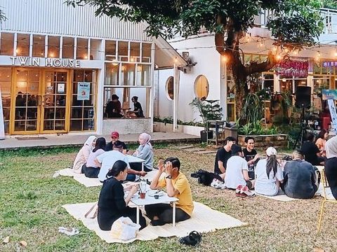 Kafe buat liburan seru