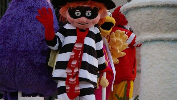 Bikin Nostalgia! 10 Maskot Restoran Cepat Saji yang Ikonik