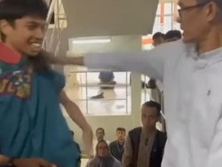 Oknum Dosen UNM Dorong-Bentak Mahasiswa gegara Protes Jas Almamater Rp 250 Ribu