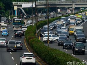 Siap-siap! Tarif Tol Dalam Kota Jakarta Bakal Naik Siap-siap! Tarif Tol Dalam Kota Jakarta Bakal Naik