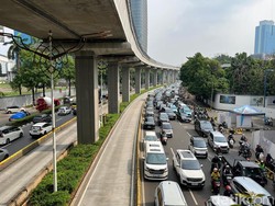 Proyek Galian di Kuningan Jaksel Picu Macet di Mana-mana