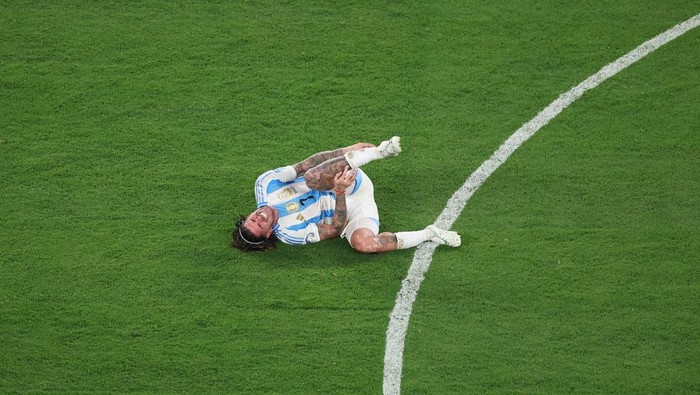 EAST RUTHERFORD, NEW JERSEY - JULY 09: argduring the CONMEBOL Copa America 2024 semifinal match between Canada and Argentina at MetLife Stadium on July 09, 2024 in East Rutherford, New Jersey. (Photo by Al Bello/Getty Images)