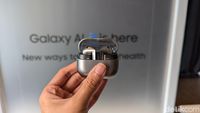 Wujud Samsung Galaxy Buds 3 yang Kini Bertangkai