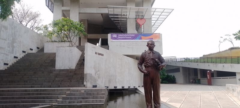 Tempat Nongkrong di Taman Ismail Marzuki