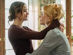 Main Bareng Nicole Kidman di A Family Affair, Joey King Diajari Latihan Bokong Main Bareng Nicole Kidman di A Family Affair, Joey King Diajari Latihan Bokong