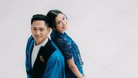 8 Potret Wisuda Azriel Hermansyah Didampingi Sarah Menzel, Bak Prewedding