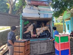 Terbongkarnya Truk Pengangkut 17 Motor Bodong di Pati