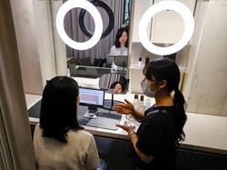 Korsel Buat Robot yang Bisa Meracik Kosmetik Sesuai Kulit Konsumen