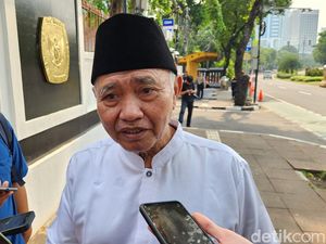 Agus Rahardjo Datangi KPU Dorong Tindak Lanjut Atas Kondang Kusumaning Ayu Agus Rahardjo Datangi KPU Dorong Tindak Lanjut Atas Kondang Kusumaning Ayu