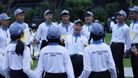 15 Contoh Yel-yel MPLS SMP-SMA 2025, Dijamin Bikin Kelompokmu Keren!