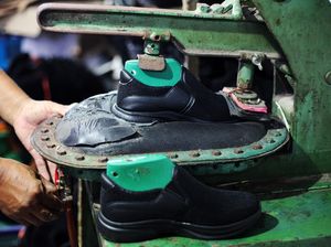 Gelombang PHK Ribuan Karyawan 2 Pabrik Sepatu, Salah Satunya Pemasok Nike Gelombang PHK Ribuan Karyawan 2 Pabrik Sepatu, Salah Satunya Pemasok Nike
