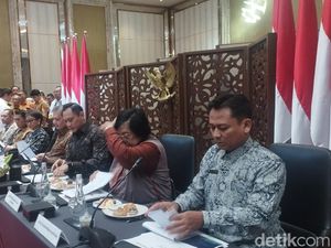 Menteri-menteri Jokowi Kumpul Bahas Satu Peta, Ada Airlangga hingga AHY Menteri-menteri Jokowi Kumpul Bahas Satu Peta, Ada Airlangga hingga AHY
