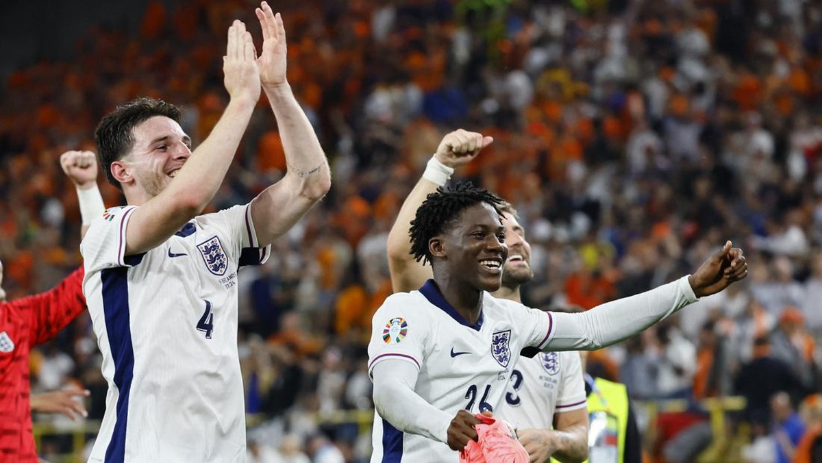 Wayne Rooney memprediksi Kobbie Mainoo akan mencetak gol kemenangan Inggris di final Euro 2024 (Foto: REUTERS/Wolfgang Rattay)