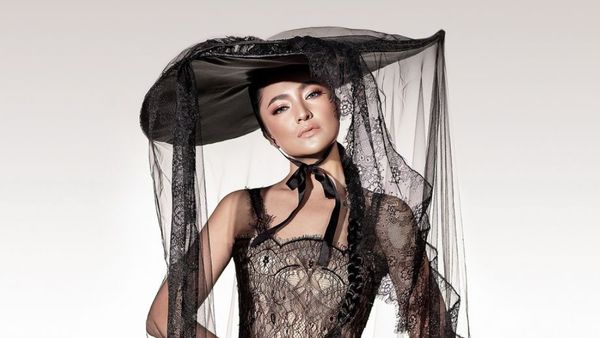 6 Gaya Marshanda di Pemotretan Terbaru, Manglingi Dengan Tubuh Makin Langsing