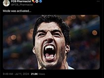 Luis Suarez Mau Gigit Pemain Lawan? Memenya pun Bermunculan