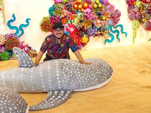 Menikmati Karya Seni Instalasi Rajutan Mulyana The Mogus