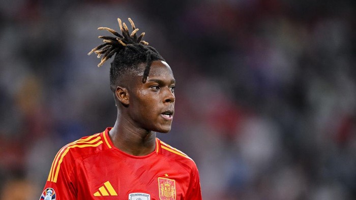 MUNICH, GERMANY - JULY 9: Nico Williams of Spain looks on during the UEFA EURO 2024 semi-final match between Spain and France at Munich Football Arena on July 9, 2024 in Munich, Germany. (Photo by Harry Langer/DeFodi Images/DeFodi via Getty Images)
