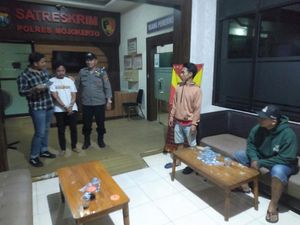 Gagal Begal Payudara, Pemuda Mojokerto Justru Babak Belur Dihajar Warga Gagal Begal Payudara, Pemuda Mojokerto Justru Babak Belur Dihajar Warga