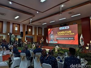 Pesan Pj Gubernur Jatim Saat Hadiri Raker Komwil IV Apeksi di Kota Blitar