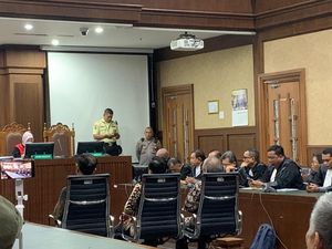 Sekjen Kementan Nonaktif Kasdi Subagyono Divonis 4 Tahun Penjara Sekjen Kementan Nonaktif Kasdi Subagyono Divonis 4 Tahun Penjara