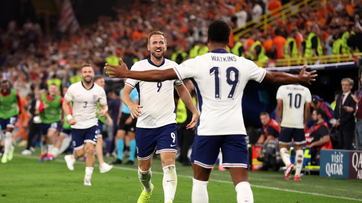 Timnas Inggrs diharapkan Gary Lineker segera mengangkat trofi. (Foto: Getty Images/Alex Livesey)