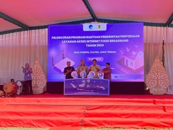 Atasi Blankspot di Klaten, Wabup Terima Bantuan Internet dari Kemenkominfo