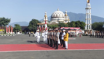 364 Bintara Polda Metro Tahun 2024 Resmi Dilantik di SPN Lido