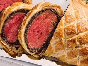 6 Makanan yang Dulu Hanya untuk Bangsawan, Salah Satunya Beef Wellington 6 Makanan yang Dulu Hanya untuk Bangsawan, Salah Satunya Beef Wellington
