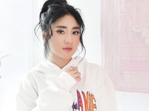 Bella Nova Kembali dengan Lagu Baru Cinta 24 Jam Bella Nova Kembali dengan Lagu Baru Cinta 24 Jam