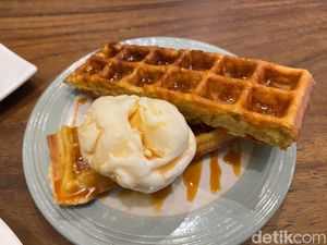 The Bunker: Bisa Ngemil Waffle Sambil Main Boardgame di Kafe Ini The Bunker: Bisa Ngemil Waffle Sambil Main Boardgame di Kafe Ini