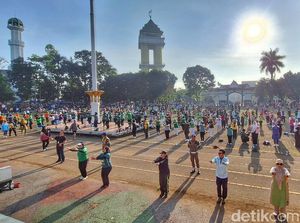 Cara Bupati Bandung Genjot Kesehatan Warganya