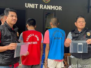 Candu Judi Online-Sabu, Andin dan Wendi Nekat Bobol 7 Rumah Warga di Jambi Candu Judi Online-Sabu, Andin dan Wendi Nekat Bobol 7 Rumah Warga di Jambi