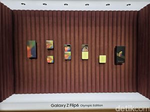 Ginting & 17.000 Atlet Bakal Dapat Galaxy Z Flip 6 Edisi Olimpiade Paris Ginting & 17.000 Atlet Bakal Dapat Galaxy Z Flip 6 Edisi Olimpiade Paris