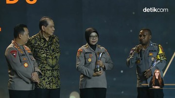 Raih Hoegeng Awards, Bripka Arui Titipkan Harapan untuk Anak Papua