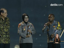 Raih Hoegeng Awards, Bripka Arui Titipkan Harapan untuk Anak Papua