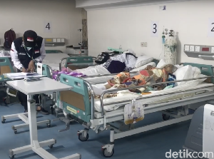 Video: Cuaca Arab Saudi Panas, Jemaah Diimbau Tak Paksakan Ibadah Sunah Video: Cuaca Arab Saudi Panas, Jemaah Diimbau Tak Paksakan Ibadah Sunah