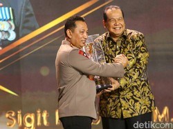 Hoegeng Awards Sukses Digelar, Kapolri: Jadi Motivasi-Semangat Anggota Polri