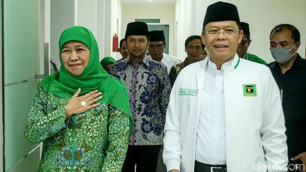 Senyum Khofifah saat Dapat Rekom Pilgub Jatim dari PPP