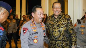 Momen Kapolri Disambut CT di Malam Hoegeng Awards 2024