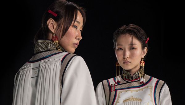 Foto: Seragam Unik Tim Olimpiade Mongolia yang Viral, Tuai Pujian