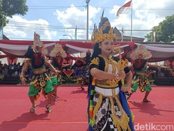Blitar Ethnic National Carnival Tampilkan Budaya Lokal hingga Antarbenua