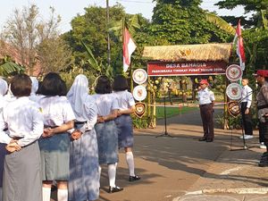 Cuaca Panas dan Ketersediaan Air Jadi Tantangan Paskibraka Jalani Upacara di IKN Cuaca Panas dan Ketersediaan Air Jadi Tantangan Paskibraka Jalani Upacara di IKN