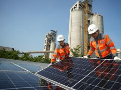 PLN Gandeng SIG Percepat Transisi Energi ke EBT