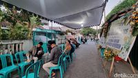 Suasana Rumah Duka 5 Orang Sekeluarga Korban Laka Tol Boyolali