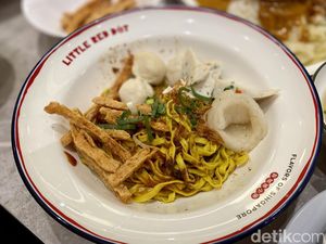 Nikmatnya Mee Pok Topping Bakso Ikan Singapura dari Resep Nenek Nikmatnya Mee Pok Topping Bakso Ikan Singapura dari Resep Nenek