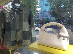 Marc Jacobs Rilis Tas Baru yang Disebut The New It Bag, Hadir di Pop Up Store