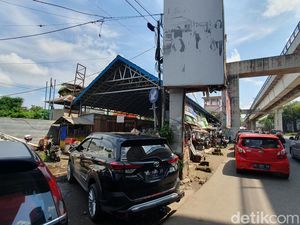 Senja Kala Pasar Cinde: Pernah Jadi Cagar Budaya, Kini Tersisa Rangka Baja Senja Kala Pasar Cinde: Pernah Jadi Cagar Budaya, Kini Tersisa Rangka Baja
